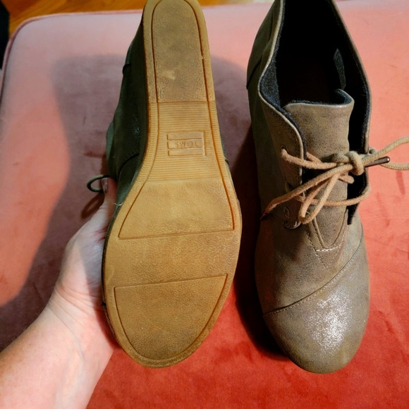 TOMS Wedges Mushroom Beige Size 10 - Picture 2 of 3